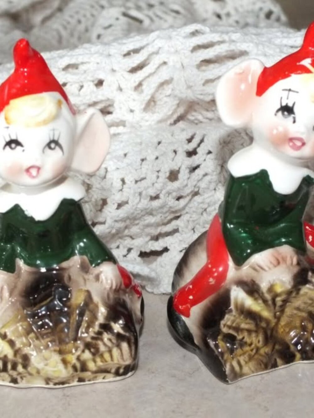 Vintage MCM Pixie Elves Kissing Salt Pepper Shakers
